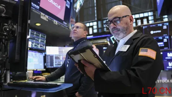 早盘：美股继续下滑 道指跌逾200点